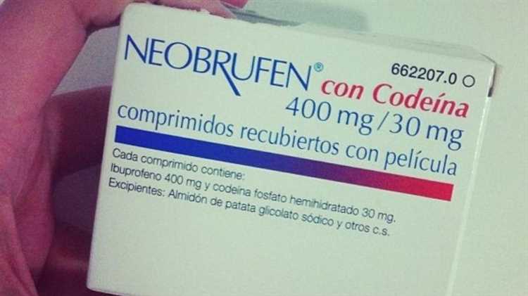 Algunos medicamentos que pueden interactuar con la codeína son: